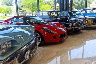  نمایشگاه خودروهای تاریخی در اصفهان افتتاح شد
