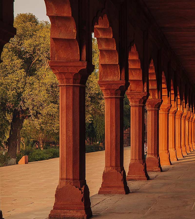 ستون‌های یک بنای تاریخی در هند