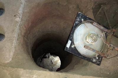 بازداشت حفار غیر مجاز در شبستر | حفر تونل ۴ متری در کارگاه جوشکاری