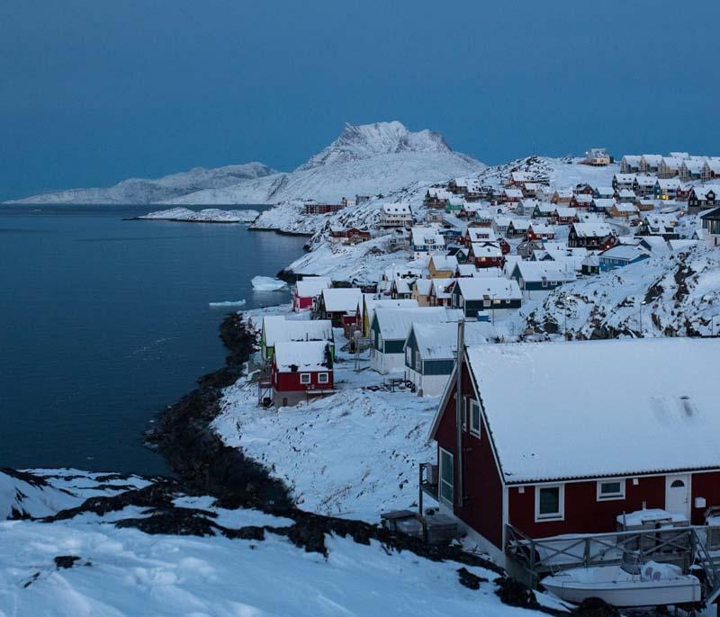 برف در پایتخت گرینلند؛ منبع عکس: theguardian؛ نام عکاس: Juliette Pavy