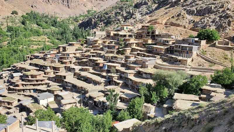 روستای پلکانی سرآقا سید؛ منبع عکس: گوگل مپ؛ عکاس: کوروش یزدانی