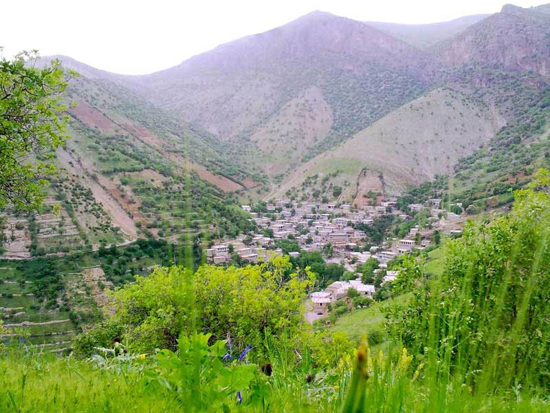 روستای پلکانی ساتیاری؛ منبع عکس: وب‌سایت hezarmasooleh.ir؛ عکاس: نامشخص