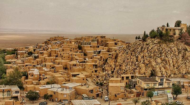 دورنمایی از روستای قلعه بالای سمنان؛ منبع عکس: گوگل مپ؛ عکاس: شهاب چراغی