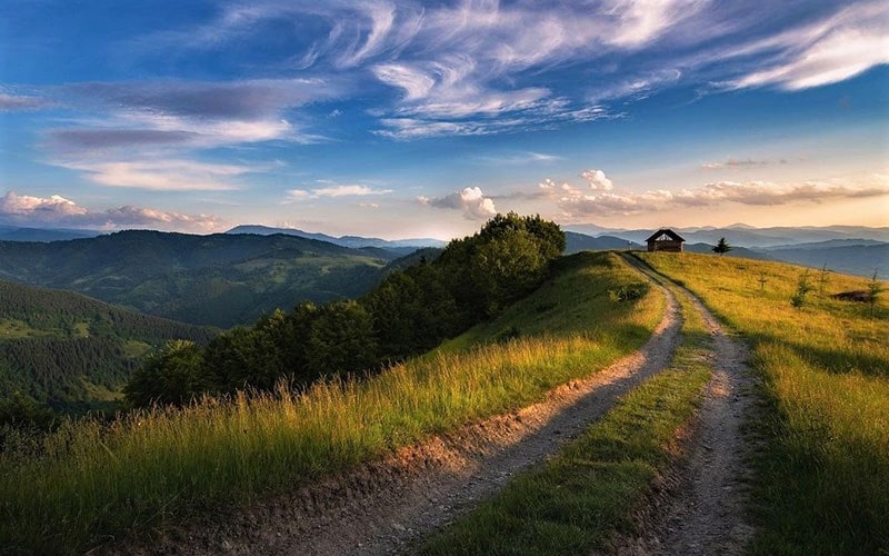 طبیعت کوهستانی رومانی، منبع عکس: اینستاگرام alexrobciuc@، عکاس: Alex Robciuc