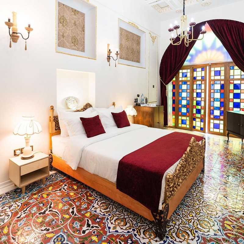 اتاق پهلوی بوتیک هتل سنتی زنجان; منبع عکس: صفحه اینستاگرام zanjanboutiquehotel. عکاس: deeeepstudio