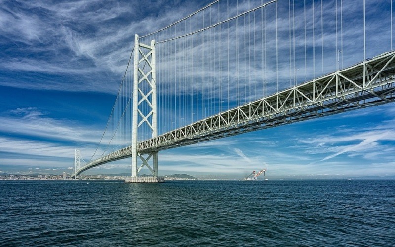 پل معروف Akashi-Kaikyo در ژاپن؛ منبع عکس: وب سایت worldfamousthings.com. عکاس: نامشخص