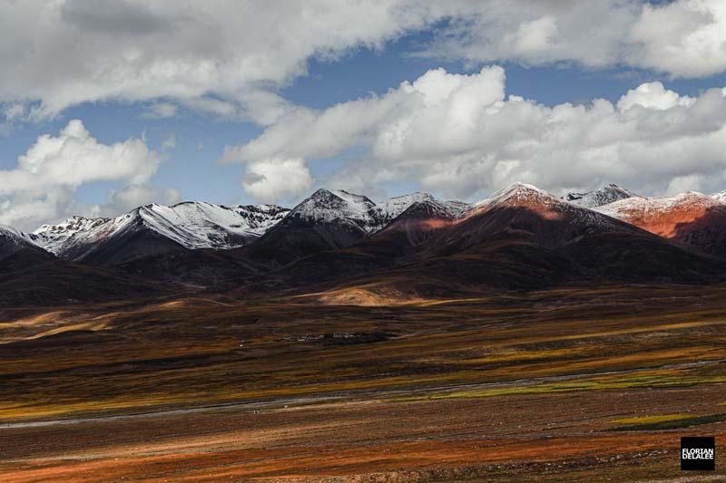 آسمان ابری در کوه های تبت