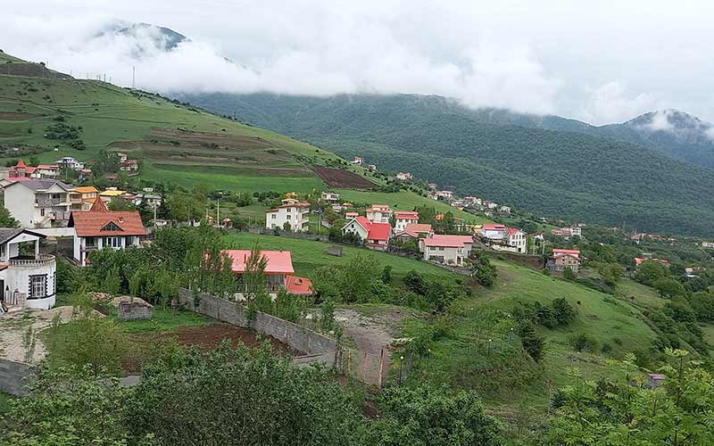 ویلاهای روستای حیران، منبع عکس: گوگل مپ، عکاس: سید جلال عباس زاده