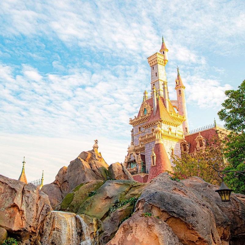 یکی از قلعه های دیزنی لند توکیو؛  منبع عکس: اینستاگرام Tokyodisneyresort_official.  عکاس: ناشناس