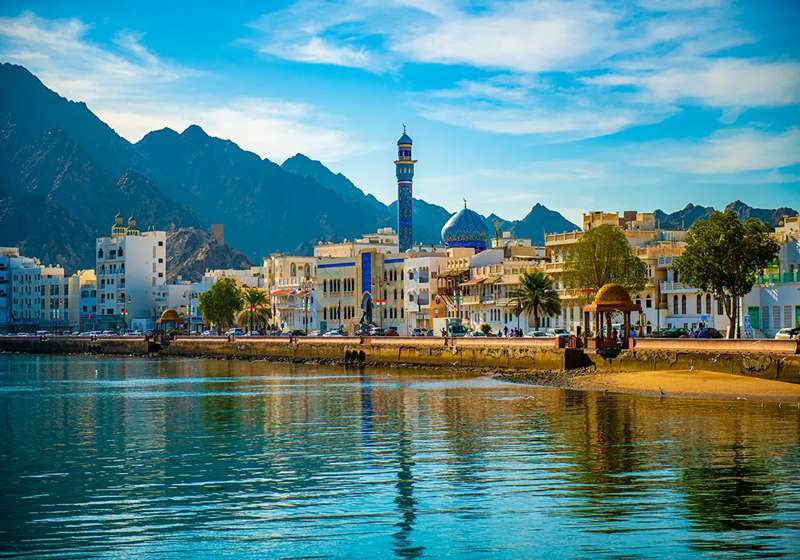 مساجد مسقط در عمان، منبع عکس: سایت theweek.com، عکاس: نامشخص